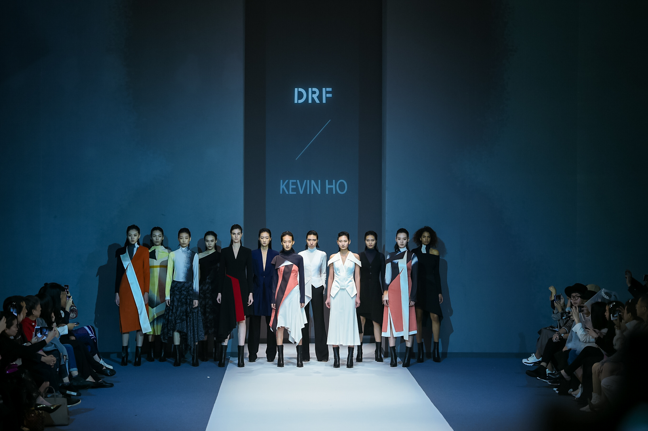 香港drf带来时装汇演首次登陆深圳时装周